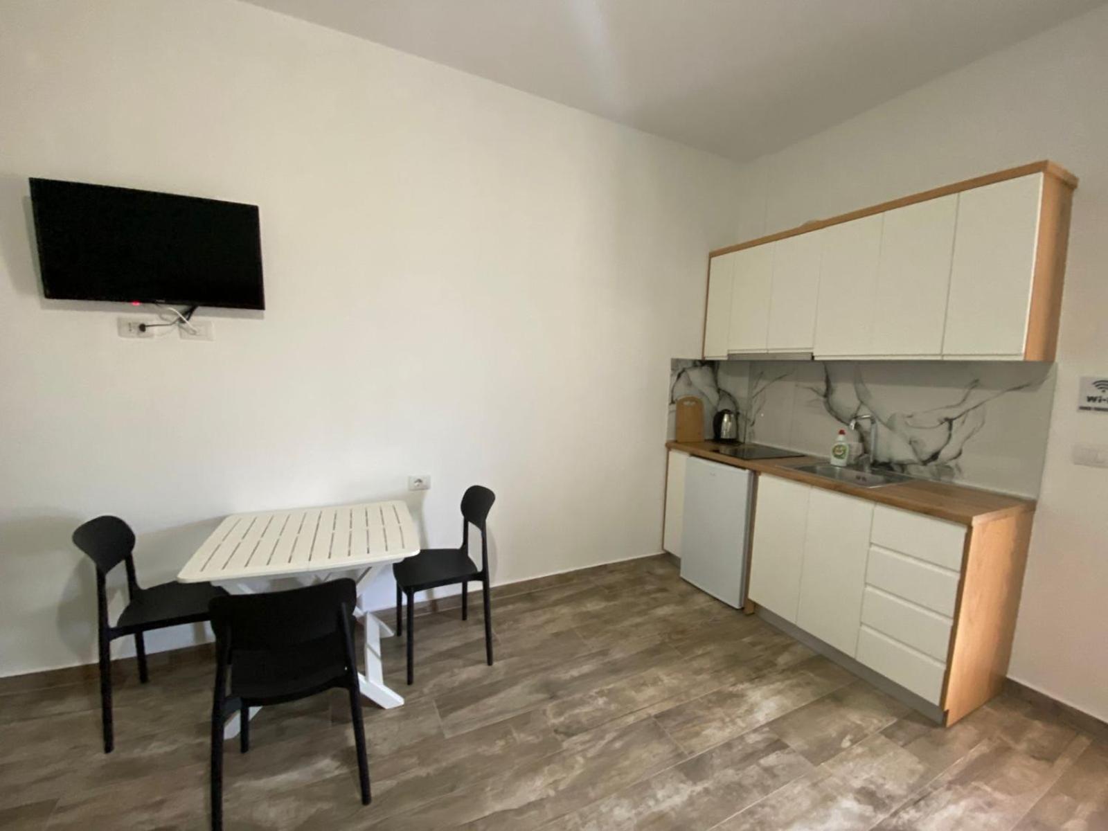 Gray&Oli Studios Vlore Ngoại thất bức ảnh