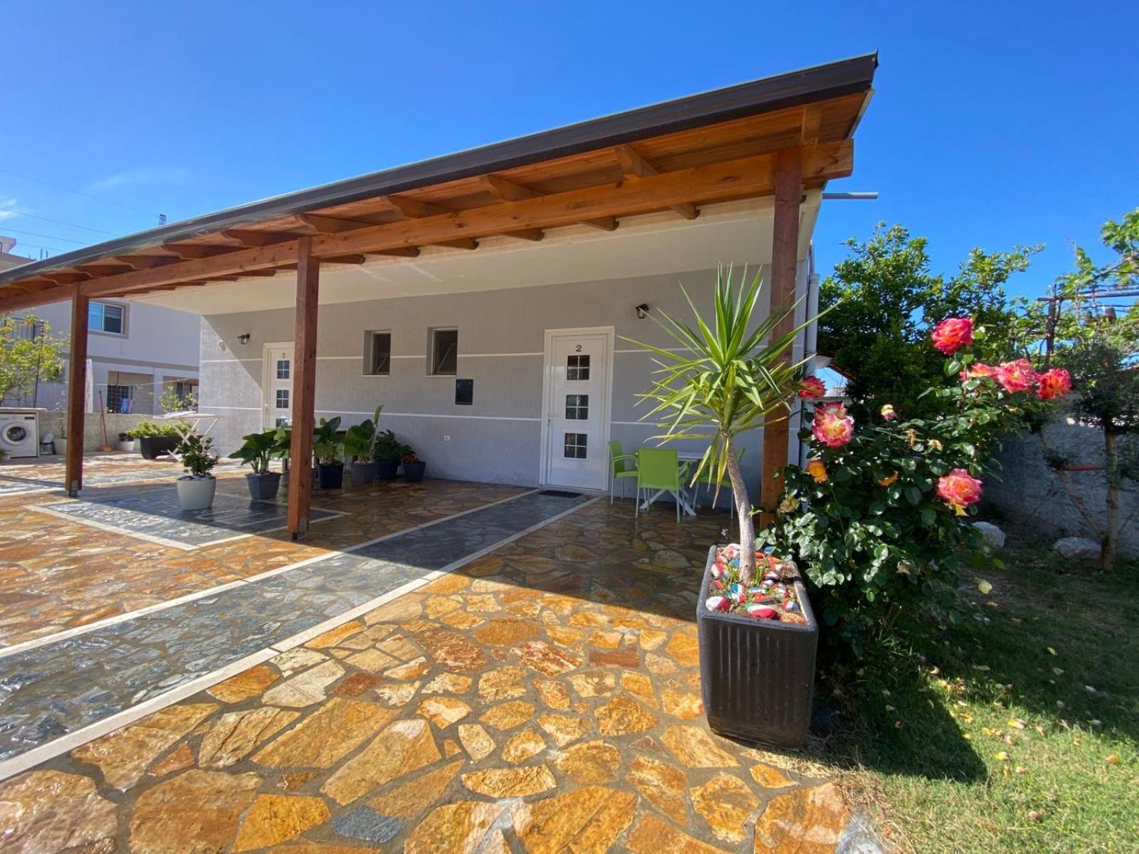 Gray&Oli Studios Vlore Ngoại thất bức ảnh