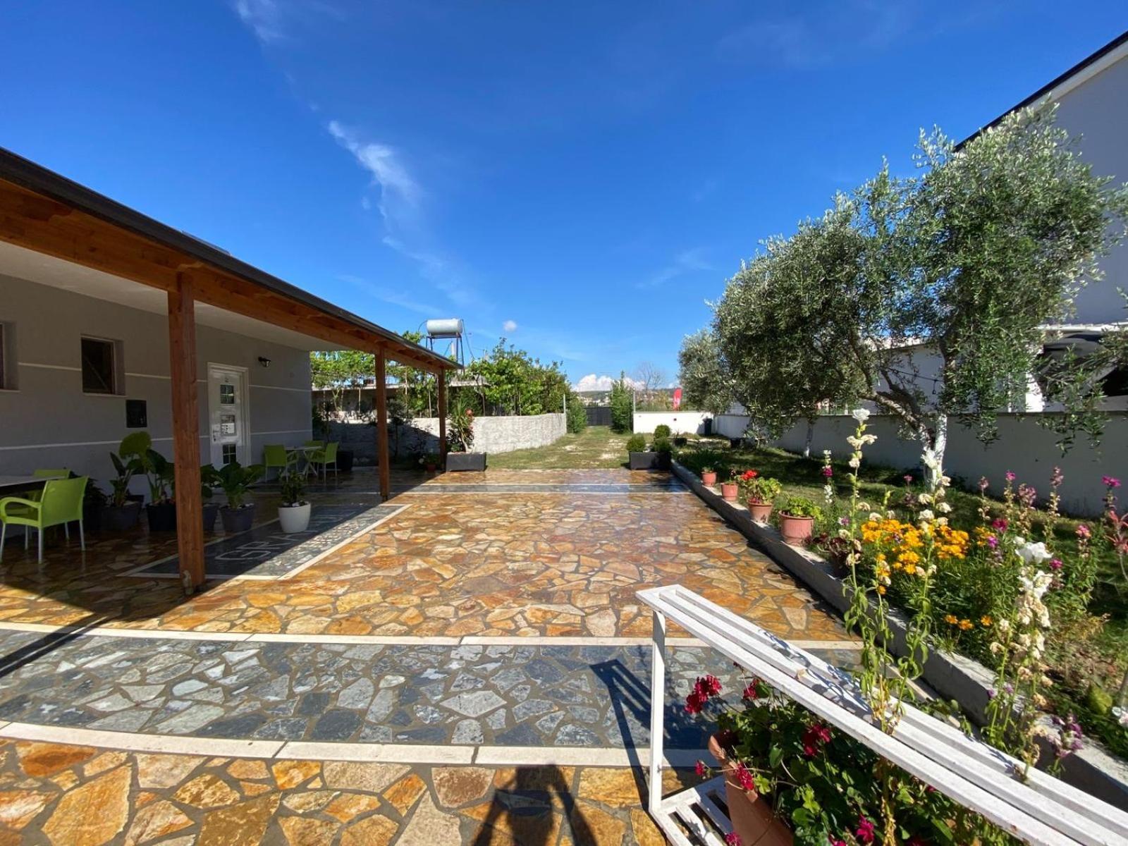 Gray&Oli Studios Vlore Ngoại thất bức ảnh